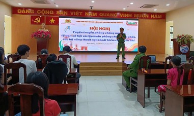 Sự thật sau kịch bản "giúp đỡ”