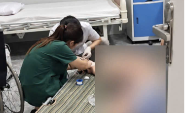 Người đàn ông đâm nữ chủ quán lẩu dê tử vong rồi tự đâm mình và uống thuốc sâu tự tử