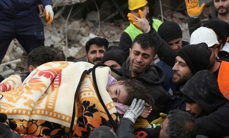Hơn 7.300 người đã thiệt mạng trong thảm hoạ động đất ở Thổ Nhĩ Kỳ và Syria