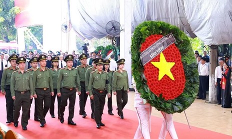 Trực tiếp: Lễ viếng, truy điệu và an táng 731 hài cốt liệt sĩ được quy tập tại Công viên Lê Thị Riêng