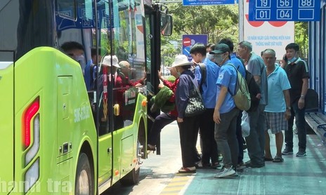 Từ 10/10, điều chỉnh lộ trình 13 tuyến xe buýt phục vụ thi công metro Bến Thành-Tham Lương