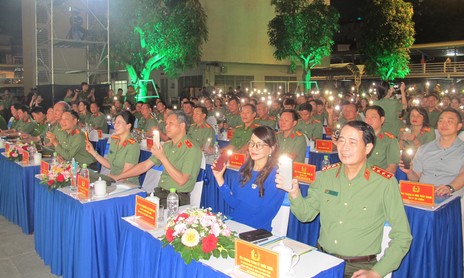 Hơn 1.600 đại biểu tham dự Lễ hưởng ứng Cuộc thi sáng tạo video “Tổ quốc bình yên” của Công an TPHCM