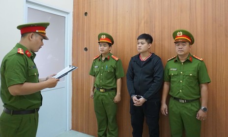 Công an TPHCM bắt đối tượng cho vay lãi nặng, thu lợi bất chính hơn 400 triệu đồng​