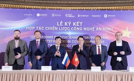 Bộ trưởng Lương Tam Quang dự Lễ ký kết hợp tác lĩnh vực công nghệ giữa các doanh nghiệp Việt Nam và Nga