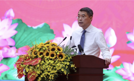 Đưa ngọn lửa thi đua trở thành sức mạnh hành động để tăng trưởng bền vững '2 con số'