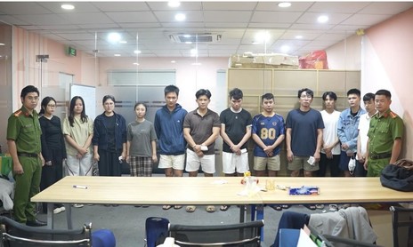 Công an TPHCM 'đột kích' hàng loạt công ty lừa đảo bằng thủ đoạn 'hợp đồng kỳ nghỉ", khởi tố gần 200 đối tượng