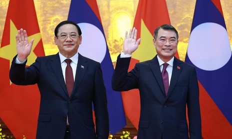 Ưu tiên thúc đẩy các dự án giao thông chiến lược quan trọng kết nối Việt Nam-Lào