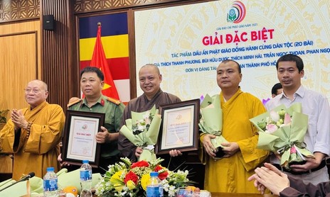 Ban Chuyên đề Công an TPHCM đạt giải Đặc biệt Giải Báo chí Phật giáo năm 2025