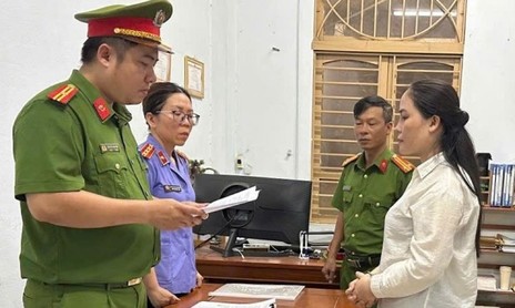 Bắt 'kiều nữ' gian dối chiếm đoạt 3 tỷ đồng từ khoản vay tất toán ngân hàng