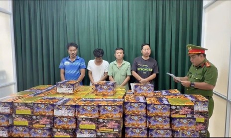 Công an TPHCM khởi tố đường dây mua bán hơn 620 kg pháo nổ