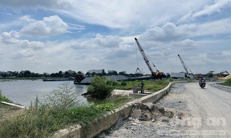 Công an tìm thân nhân của bộ xương người phát hiện bên bờ sông Sài Gòn