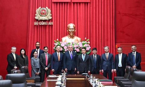 Bộ trưởng Lương Tam Quang tiếp và làm việc với Phó Chủ tịch Tập đoàn Mastercard