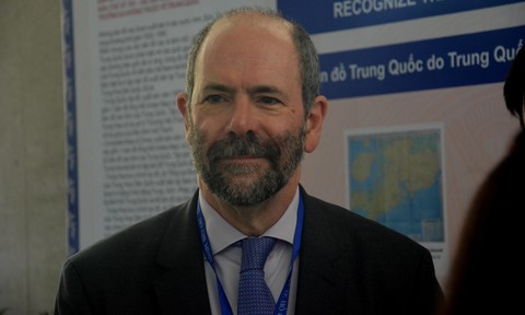 Giáo sư Donald Rothwell: Để có bước đi phù hợp, Việt Nam cần theo dõi ...