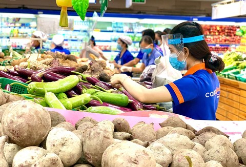 Hàng hóa tại Saigon Co.op rất nhiều và cần sự phối hợp của khách hàng