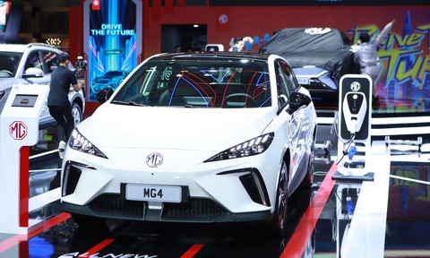 Xe điện áp đảo các mẫu xe mới tại Vietnam Motor Show 2022