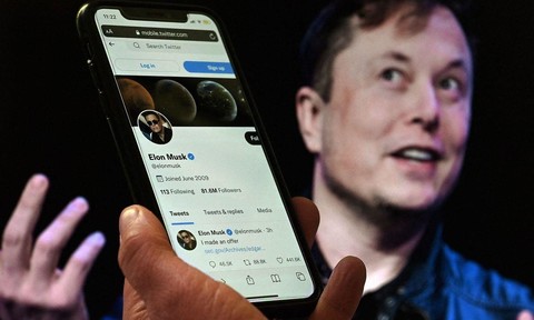 Tỷ phú Elon Musk tố Apple dọa rút Twitter khỏi kho ứng dụng