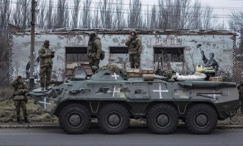 Tổng thống Ukraine giục Phương Tây rót thêm vũ khí