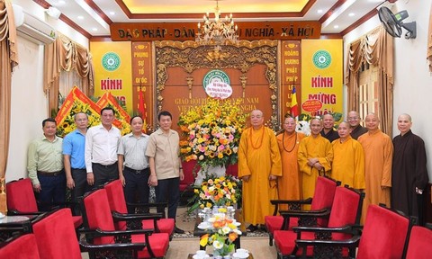 Lãnh đạo Bộ Công an chúc mừng nhân dịp Đại lễ Phật đản Phật lịch 2567