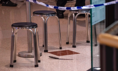 Hồng Kông: Tấn công bằng dao tại trung tâm mua sắm khiến 2 người chết