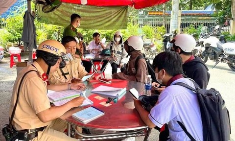 Công an huyện Bình Chánh: Nỗ lực bảo đảm trật tự an toàn giao thông