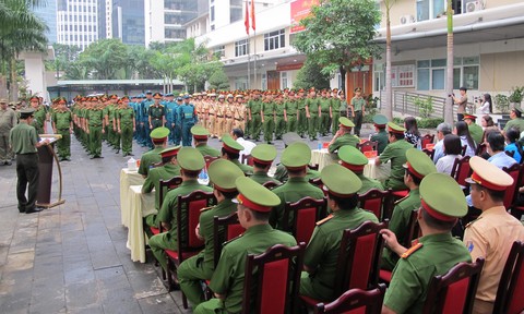 Công an Quận 4: Ra quân tấn công, trấn áp, quyết không để tội phạm ‘có đất sống’