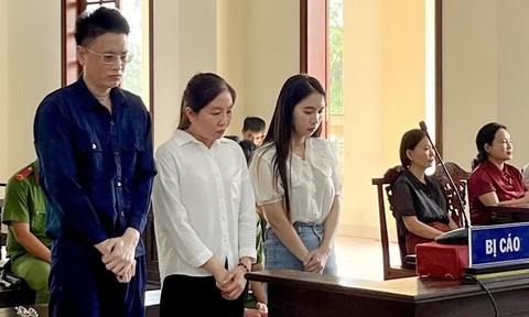 3 bị cáo tham ô tài sản liên quan vụ Việt Á lãnh án