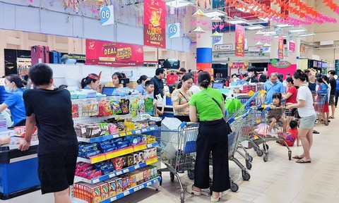 Lượng khách mua sắm tại hệ thống Saigon Co.op tăng cao trong kỳ nghỉ lễ