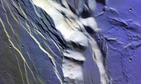 Hiện tượng băng giá trên núi lửa ở Sao Hỏa gây bất ngờ cho giới khoa học