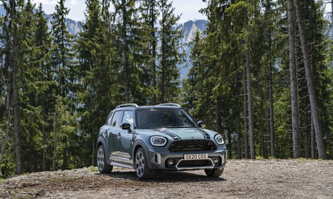 Sở hữu MINI Countryman với nhiều ưu đãi hấp dẫn trong tháng 9