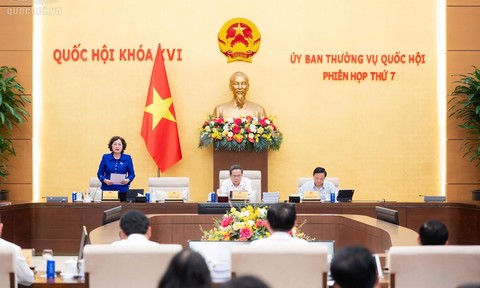 Ủy ban Thường vụ Quốc hội cho ý kiến về dự án Luật Đất đai (sửa đổi)
