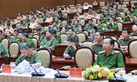 Lực lượng Công an TPHCM nghiên cứu, học tập, quán triệt Nghị quyết Trung ương 4