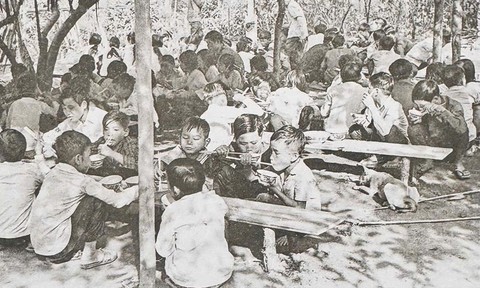 Bài 9: Lê Văn Tám có "sức sống bền bỉ trong lịch sử và trong lòng dân"