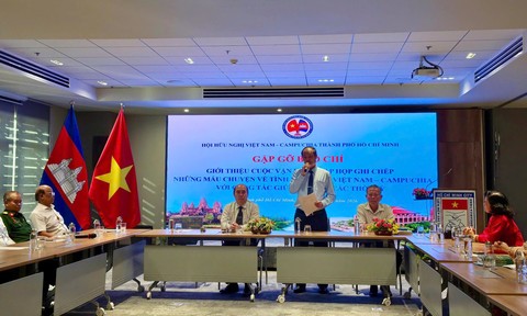 Cuộc vận động ghi chép những câu chuyện về tình đoàn kết nhân dân hai nước Việt Nam - Campuchia