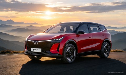 VinFast VF 8 thế hệ mới đơn giản hóa thao tác với cần số sau vô lăng và trợ lý ảo