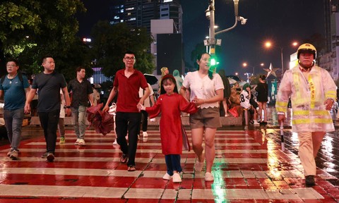 Bài 1: Bình yên - tài sản vô giá của một siêu đô thị