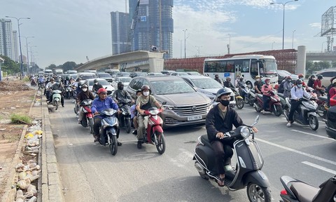 Nút giao An Phú: Kẹt xe triền miên, liên tục trễ hẹn