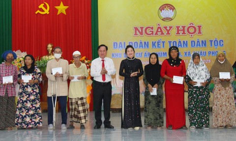 Bài cuối: Giữ bản sắc, vững niềm tin