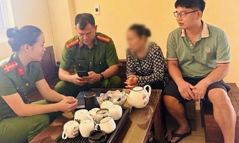 Anh tài xế taxi giúp người phụ nữ 64 tuổi không mất 5.000USD vì ‘bẫy tình’ trên mạng