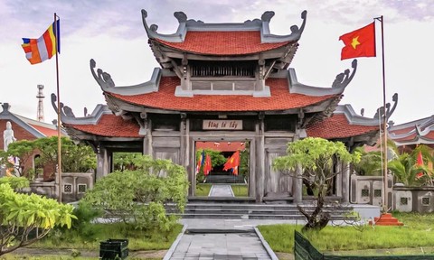 Giữ "lá chắn tư tưởng" trước thông tin độc hại