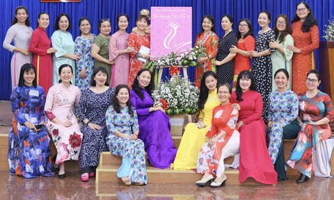 Bài cuối: Tái lập căn tính trưởng thành nam - nữ