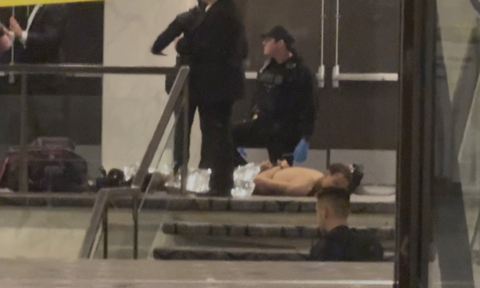 Nghi phạm xả súng tại dạ tiệc phóng viên bị buộc tội âm mưu ám sát ông Donald Trump