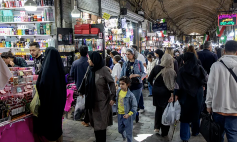 Người dân Iran đối mặt với nguy cơ mất việc hàng loạt vì chiến tranh