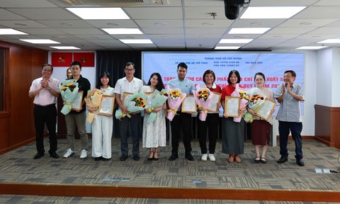 TPHCM trao hỗ trợ các tác phẩm báo chí hay, xuất sắc viết về TPHCM quý I năm 2026