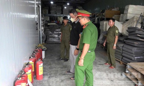 TPHCM: Đội chữa cháy Khu vực 32 tổng rà soát cơ sở nguy cơ cháy nổ cao