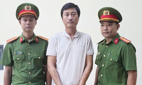 Đoàn đại biểu Xứ ủy Nam Kỳ đi dự Hội nghị toàn quốc của Đảng và Quốc dân Đại hội ở Tân Trào