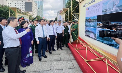 Khơi dậy lòng yêu nước và niềm tự hào dân tộc