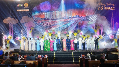Hơn 1.500 công nhân, người lao động tham dự chương trình nghệ thuật ý nghĩa nhân Tháng Công nhân 2026