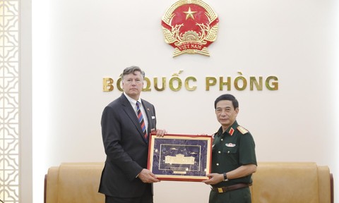 Phó Thủ tướng, Bộ trưởng Quốc phòng Phan Văn Giang tiếp Phó Ngoại trưởng Hoa Kỳ