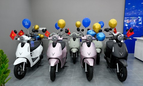 Không chỉ bán xe, VinFast xây hệ sinh thái hậu mãi “tận răng” cho người dùng xe máy điện