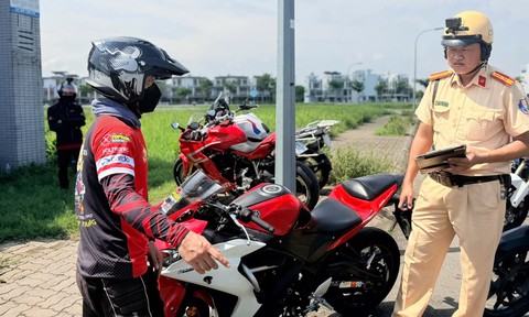 Xử lý nhóm thanh niên chạy mô tô phân khối lớn tụ tập “duyệt tay lái” trong khu dân cư
